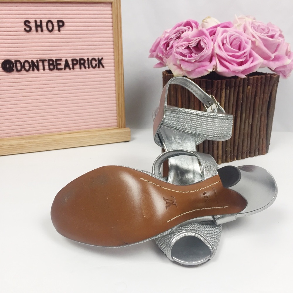 Vintage Louis Vuitton Silver Heels (Sz: 39.5) - Picture 8 of 8
